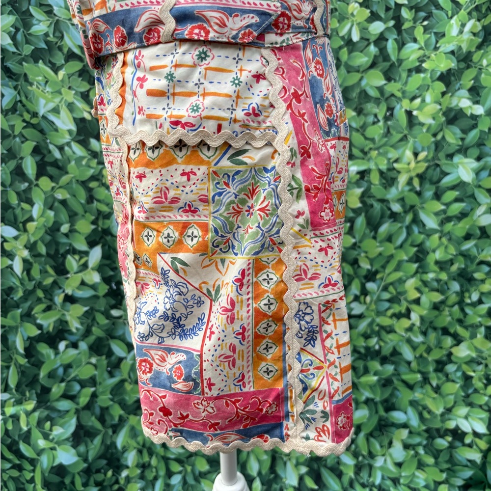 Entro NWT Ric Rac Trim Belted Printed Shorts Small - Picture 3 of 6